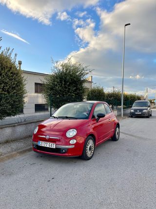 FIAT 500 TIENE 131MIL kM