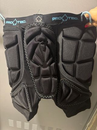 Culera Snowboard Pro-Tec acolchada