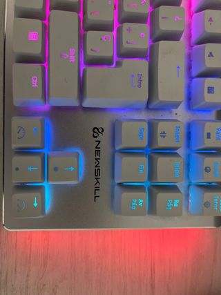Teclado Newskill Apex Pro TKL Rojo