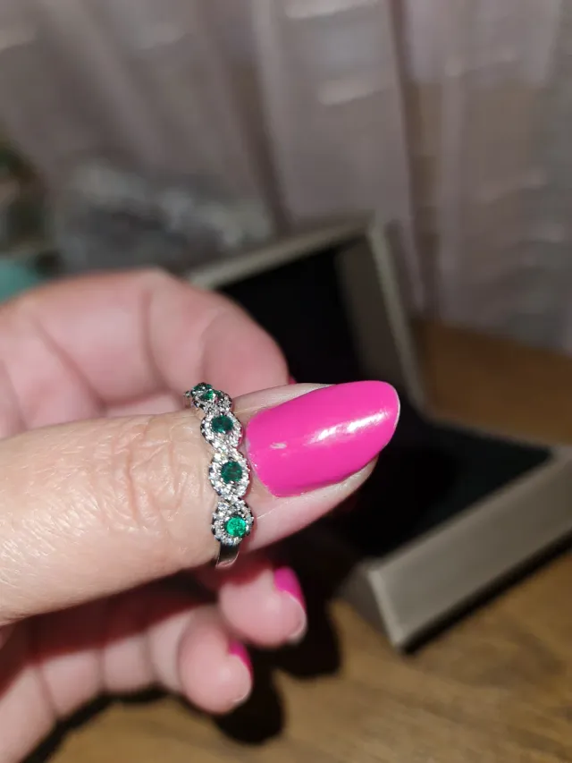 Anillo circonitas verdes y plata