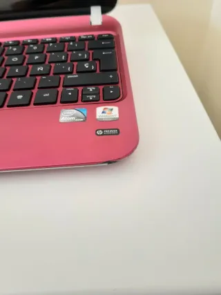Netbook HP Mini 210/4000 
Sistema Operativo LINUX