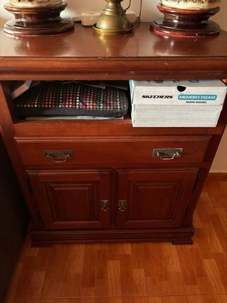 Mueble de madera