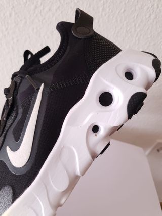 Nike React Art3mis Negro/Blanco