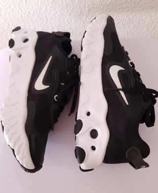 Nike React Art3mis Negro/Blanco