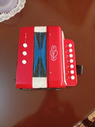 Acordeón infantil rojo La Banda