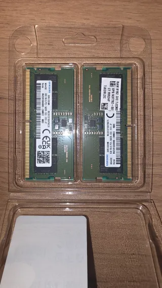 2x Samsung 8GB DDR5 5600MHz RAM