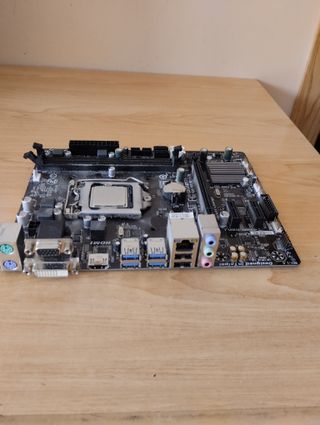 PLACA BASE GIGABYTE  GA-H81M-S2H LGA1150