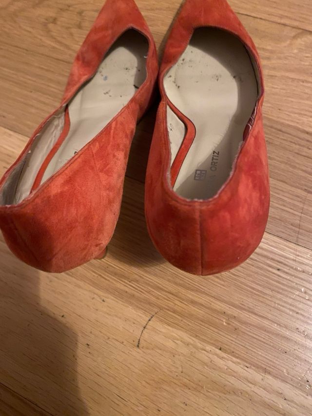 Zapatos de tacón Gloria Ortiz rojos