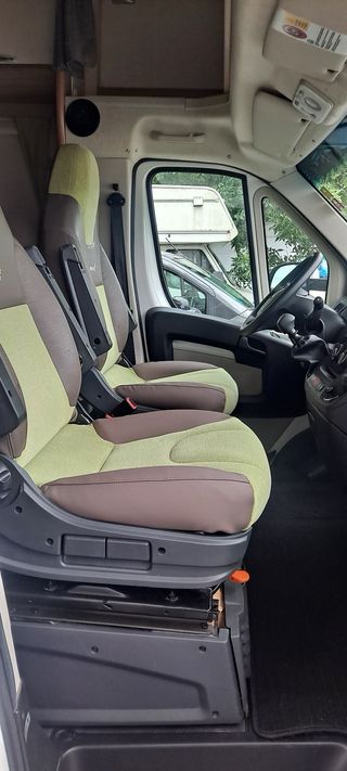 Autocaravana Adriá SUN LVING 6m 2015