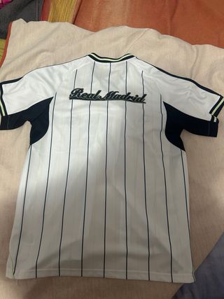 Camiseta deportiva a estrenar talla L