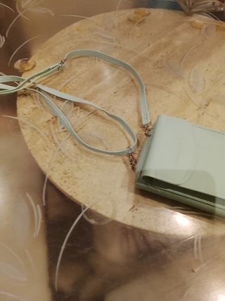 Bolso móvil y monedero verde
