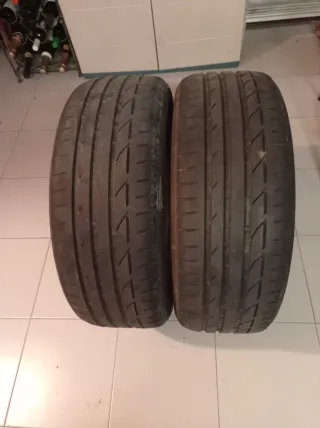 2 Ruedas 225/45/R19 Seminuevas