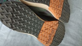 Zapatillas Reebok Verdes y Marrones