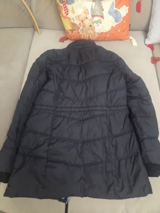 Parka ONLY negra