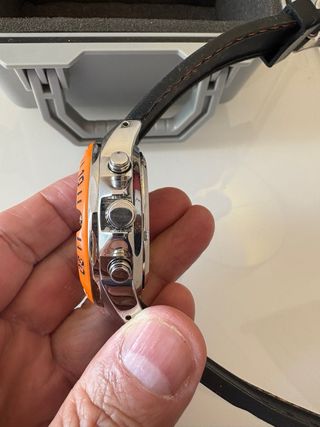 Reloj Freestyle Predator Ana-Digi 200M Naranja