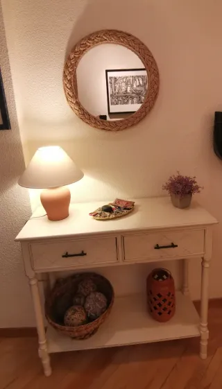 Mueble de entrada de madera 
