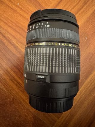 Obiettivo Canon EOS Tamron 28-300 mm