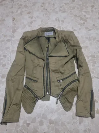 Chaqueta verde estilo motero Talla XS