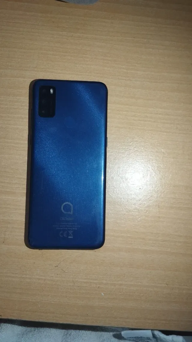 Móvil Alcatel Azul Marino