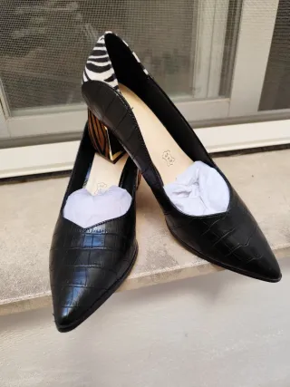 Zapatos de tacón Menbur negros talla 39