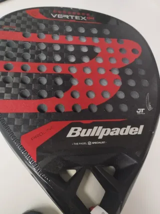 Pala Bullpadel Vertex 4