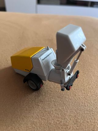 Maqueta Putzmeister Hormigonera