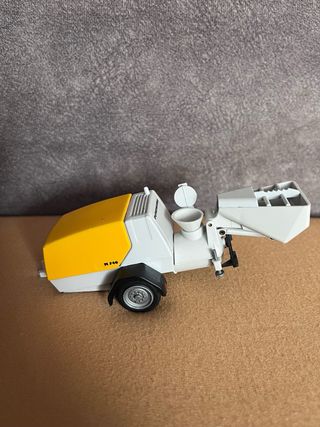 Maqueta Putzmeister Hormigonera