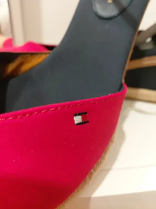 Sandalias "Tommy Hilfiger" Talla 38