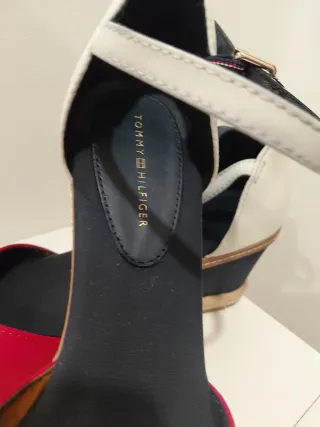 Sandalias "Tommy Hilfiger" Talla 38