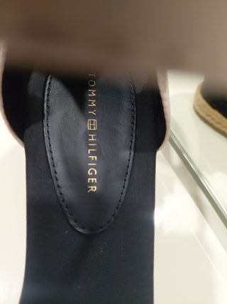 Sandalias "Tommy Hilfiger" Talla 38