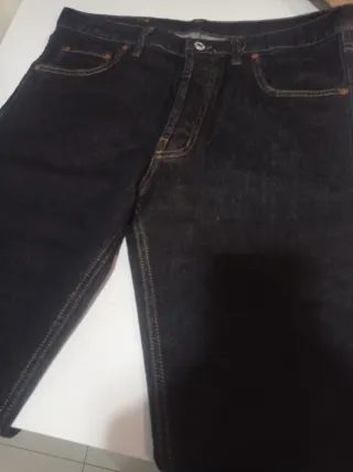 Pantalón vaquero negro