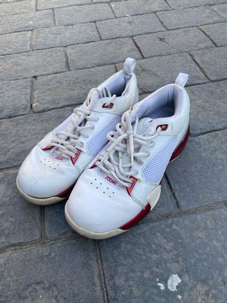Zapatillas deportivas Reebok blancas y rojas