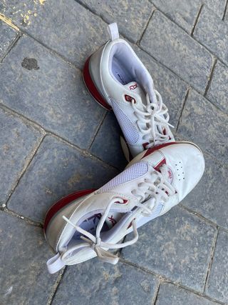 Zapatillas deportivas Reebok blancas y rojas