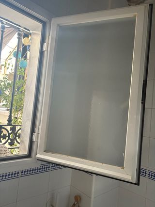 Ventana aluminio blanco 60x90cm