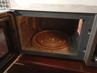 Microondas Taurus plateado