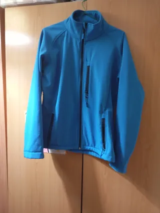 Chaqueta azul talla XXL talla pequeña