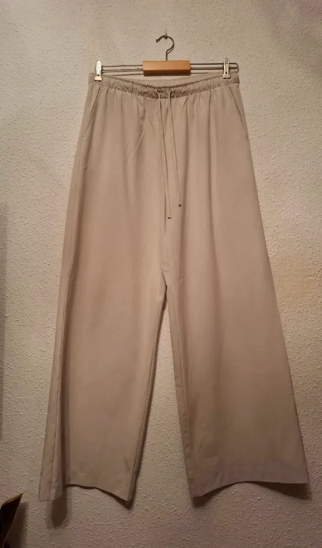 Pantalón ancho beige
