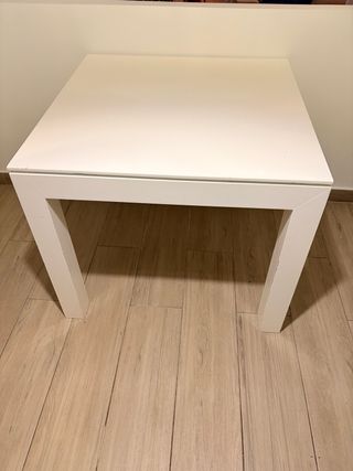 Mesa extensible de comedor de madera ,color blanco