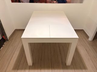 Mesa extensible de comedor de madera ,color blanco