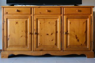 Mueble comedor madera para platos