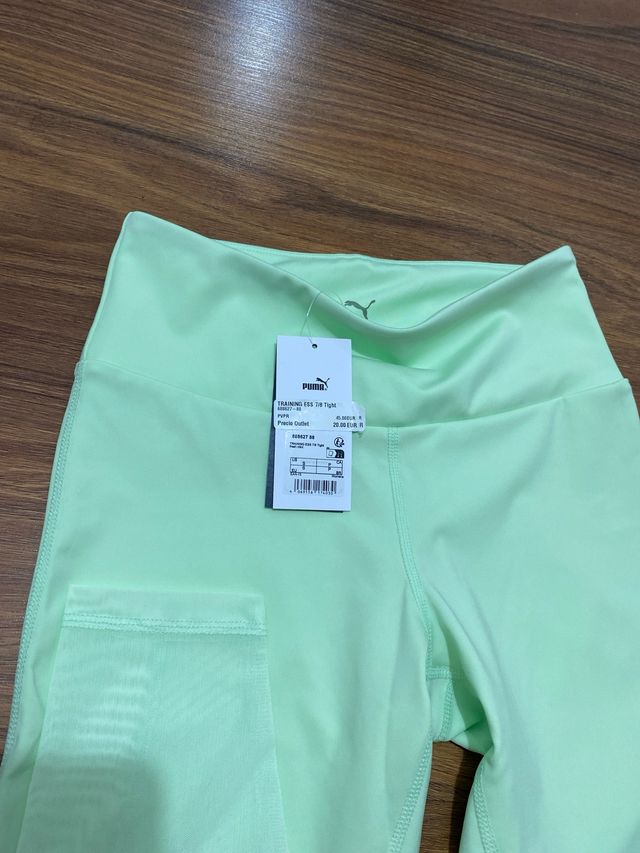 Mallas deportivas Puma verdes con bolsillo