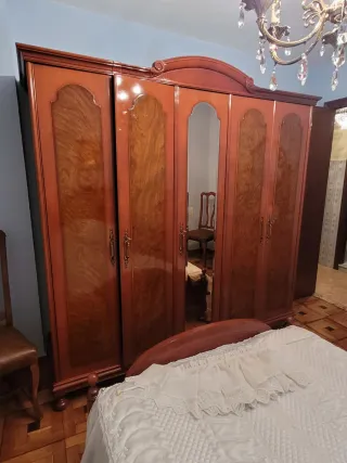 Mueble de habitación madera