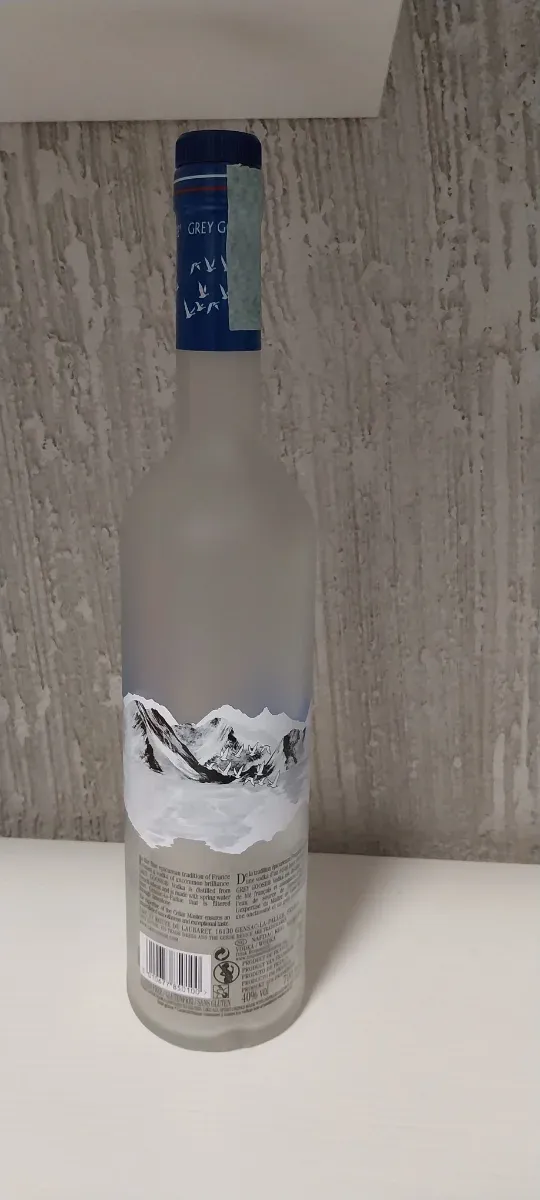 Bottiglia vuota Grey Goose Vodka