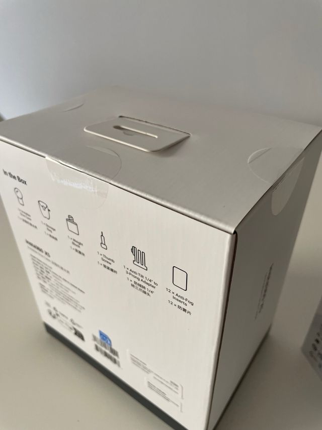 Insta360 X5 + batería extra + funda carcasa buceo