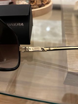 Gafas de sol Carrera edición especial muy poco uso