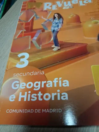Geografía e Historia. 3 Secundaria. Revuela. Co...