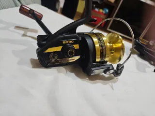 Carrete Daiwa BG 90