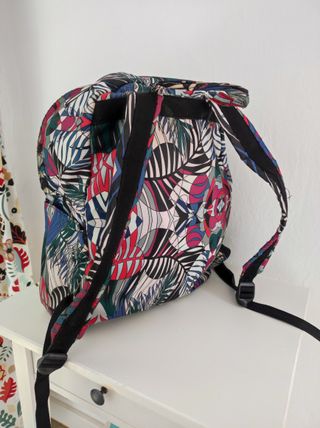 Mochila CARPISA multicolor con estampado
