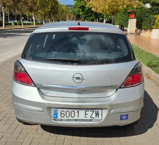 Opel Astra 2008
