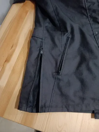 CHAQUETA MOTO Y VESTIR YAMAHA CON CAPUCHA T. M